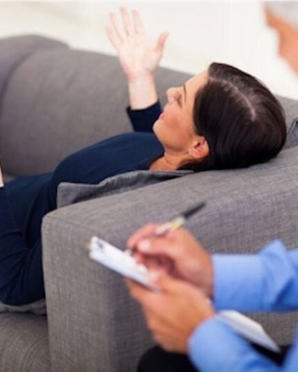 Counselor-vs-Psychologist